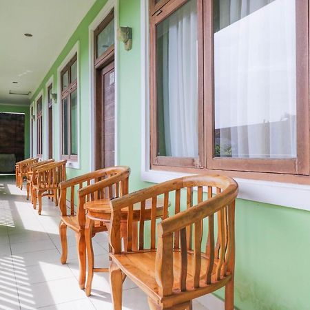 Oyo 2456 Purnama House Kuta Hotell Kuta Lombok Exteriör bild