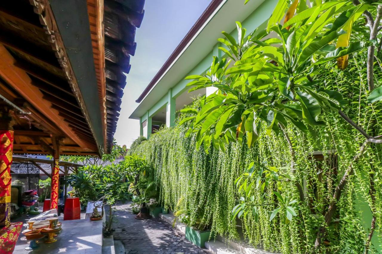 Oyo 2456 Purnama House Kuta Hotell Kuta Lombok Exteriör bild